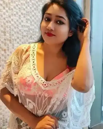 Escort Chhani
